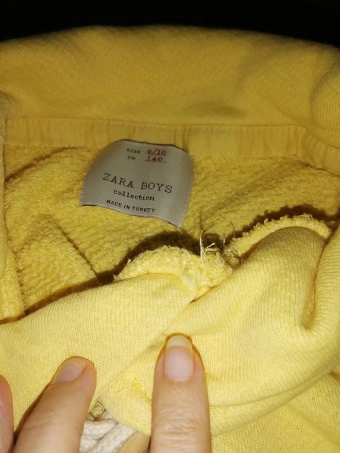 Pull Zara gaufré 9/10 ans - photo numéro 3