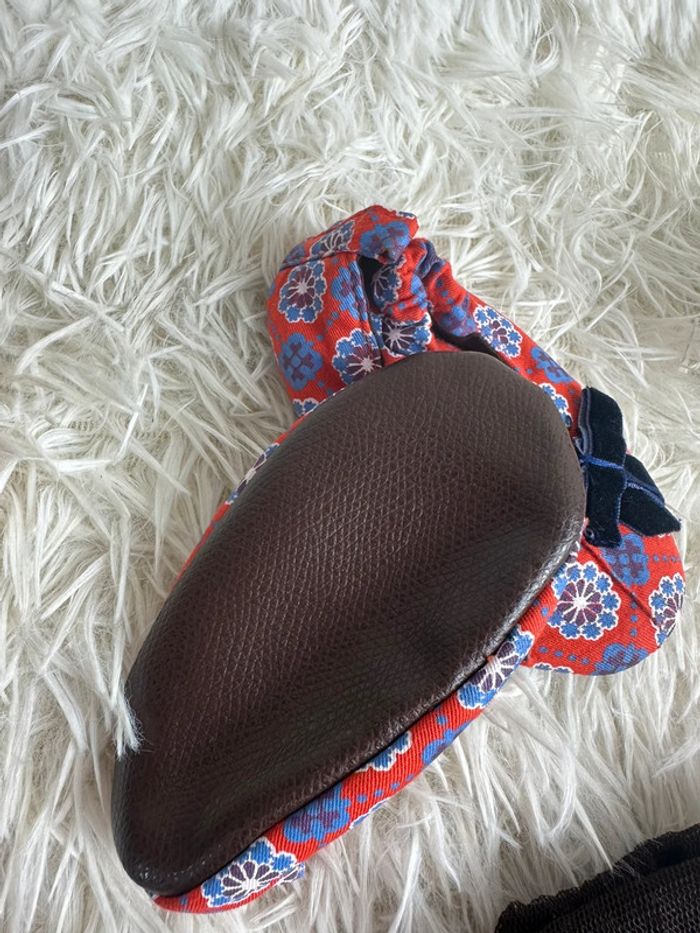 Paire de chaussures bébé Georges & Rosalie taille 19 coloris bleu et rouge - photo numéro 3