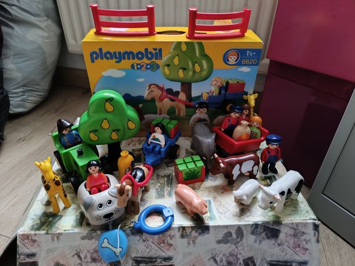 Gros lot playmobil 1 2 3 de la ferme + savane
1 boîte complète de la ferme + un lot complétant sur le thème de la ferme avec également des animaux de la savane - photo numéro 6