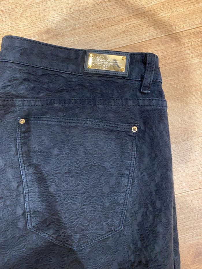 Pantalon noir Zara taille 42 - photo numéro 3