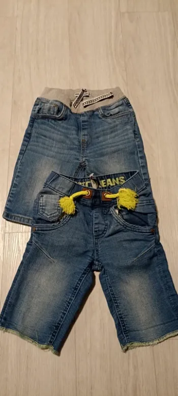 Lot de 2 shorts en jean 6 ans