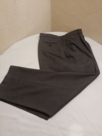 Beau pantalon costume gris foncé taille104 cm