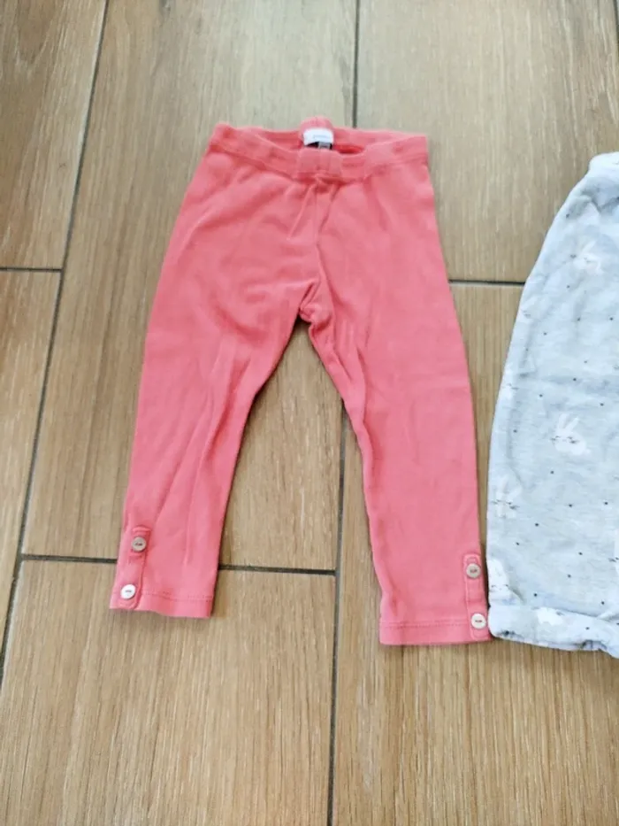 Lot 3 pantalons bébé fille 18 mois - photo numéro 2