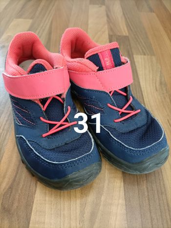 Chaussures de randonnée bleu et rose Quechua 31
