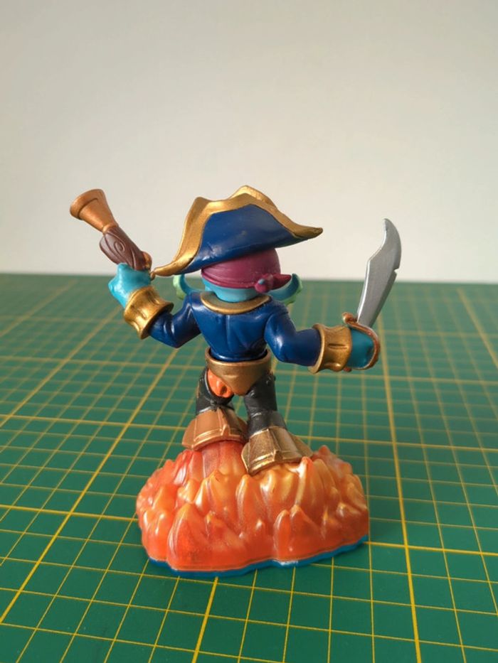 Skylanders Swap force wash buckler - photo numéro 3