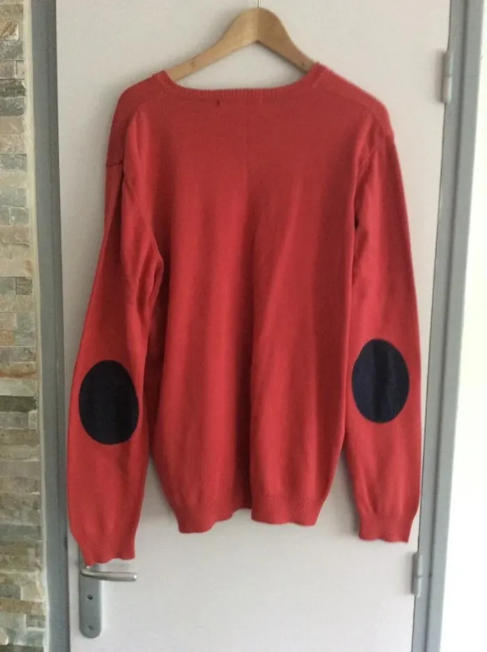 Pull rouge T.L - photo numéro 2