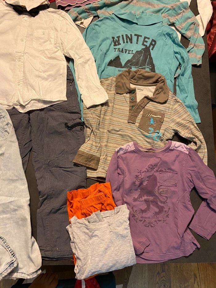 Gros lot vêtements hiver garçon 5 ans - photo numéro 2