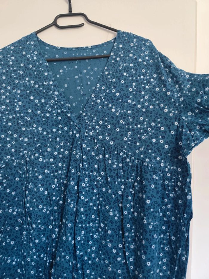 Robe fleurie bleue - photo numéro 2