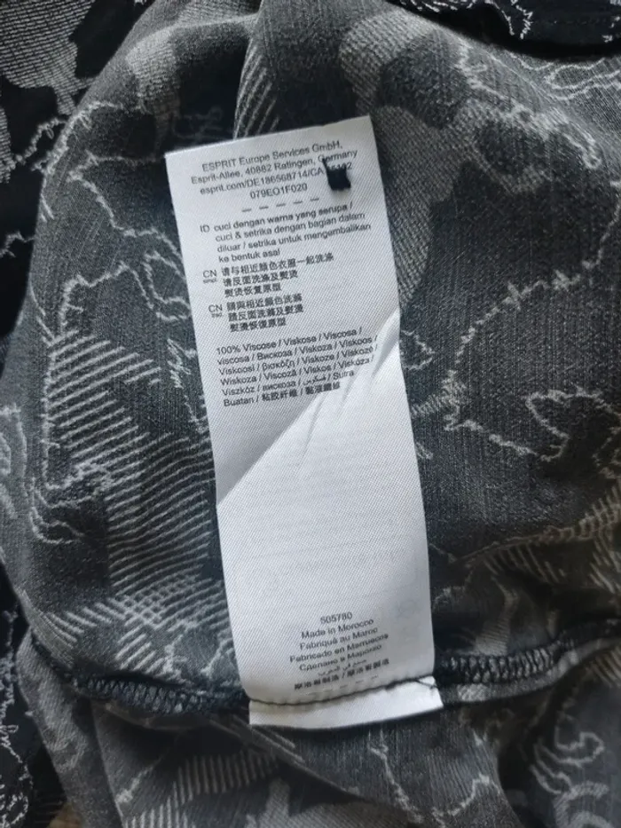 Chemise manches longues boutonnée motifs chevaux noirs et blancs taille 42 Esprit - photo numéro 11