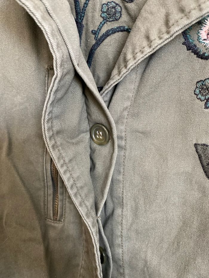 Veste kaki avec broderies T38 - photo numéro 4