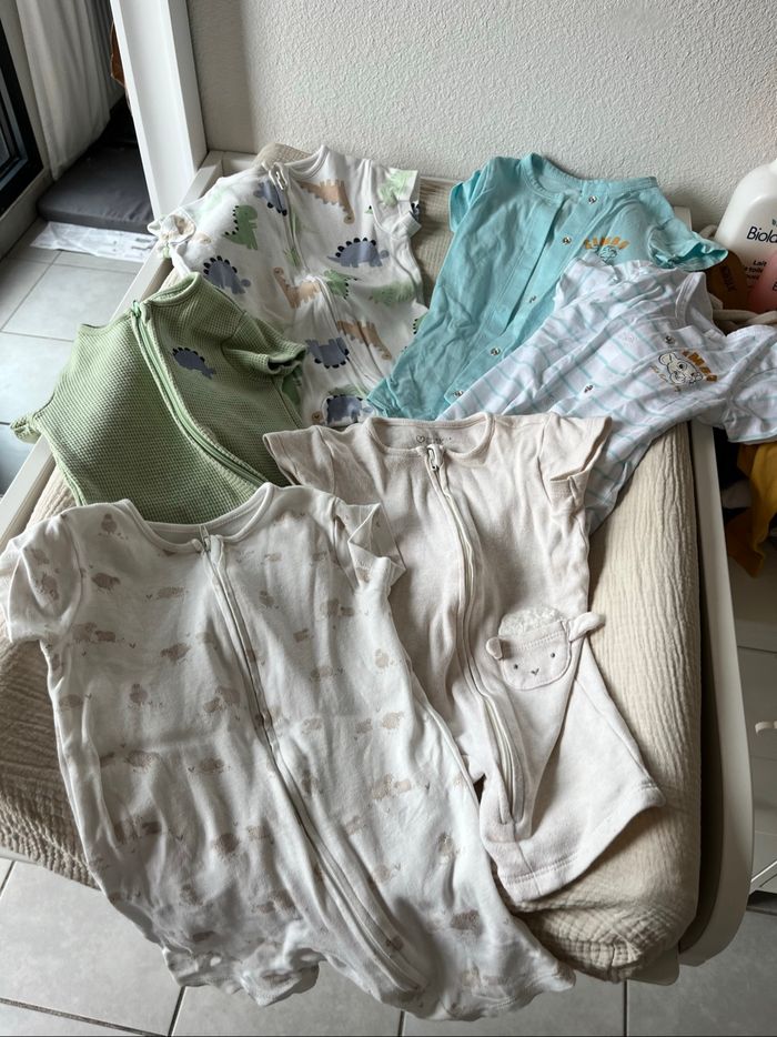 Lot de vêtement bébé garçon de 0 à 6 mois - photo numéro 6