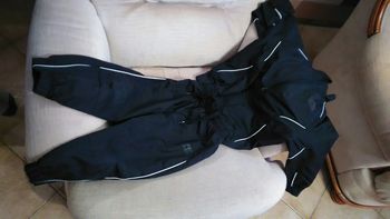 Pantalon de jogging, survêtement polyester.