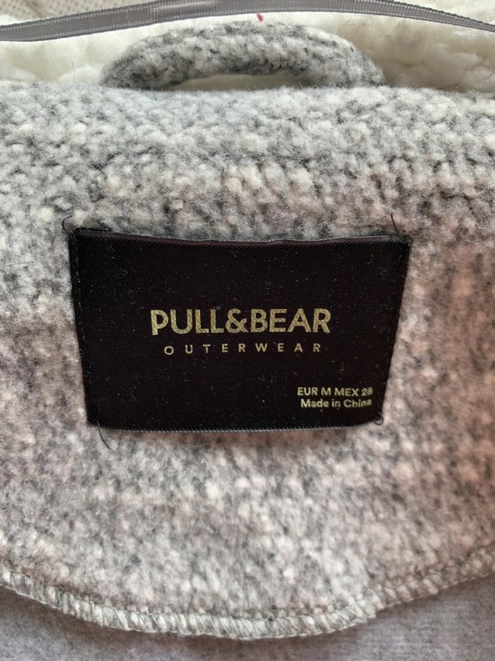 Veste polaire pull&bear taille M - photo numéro 2