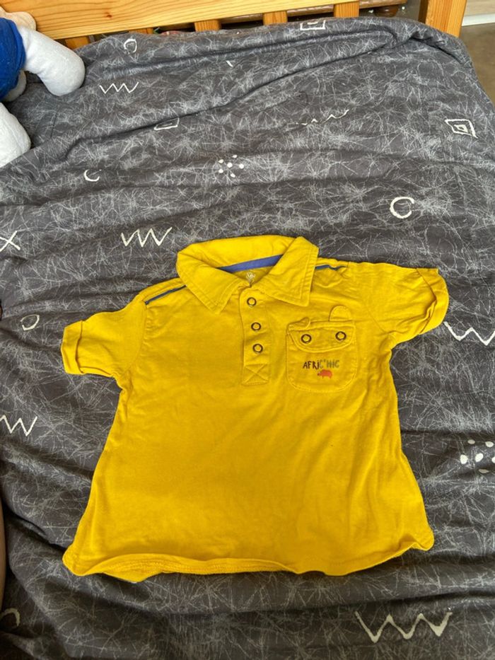 T-shirt u tout petit