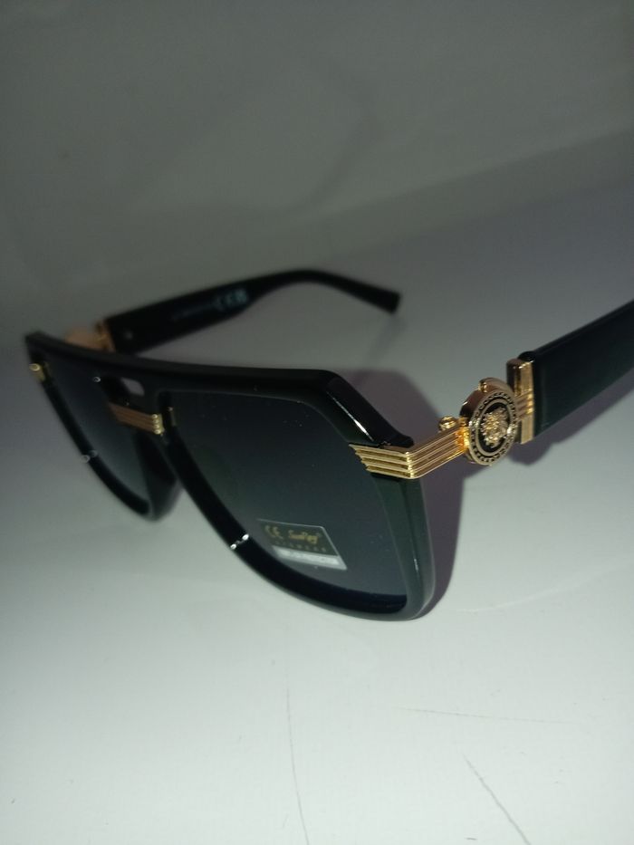 Lunettes Versace - photo numéro 2
