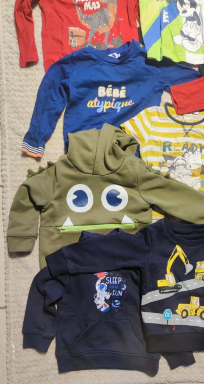 Lot vêtements 3ans - photo numéro 2