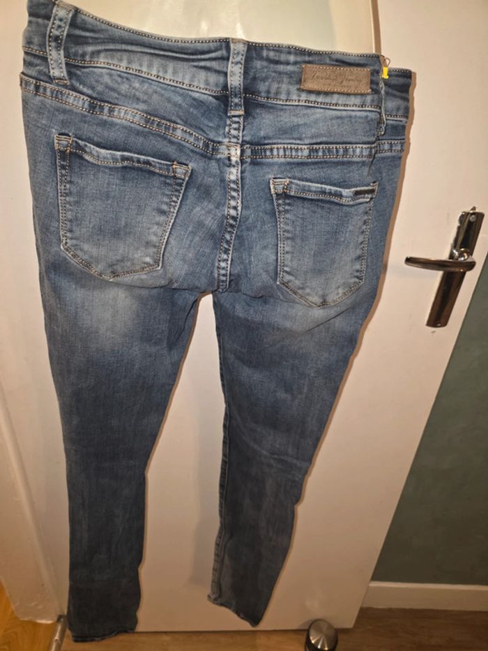 Jeans - photo numéro 2