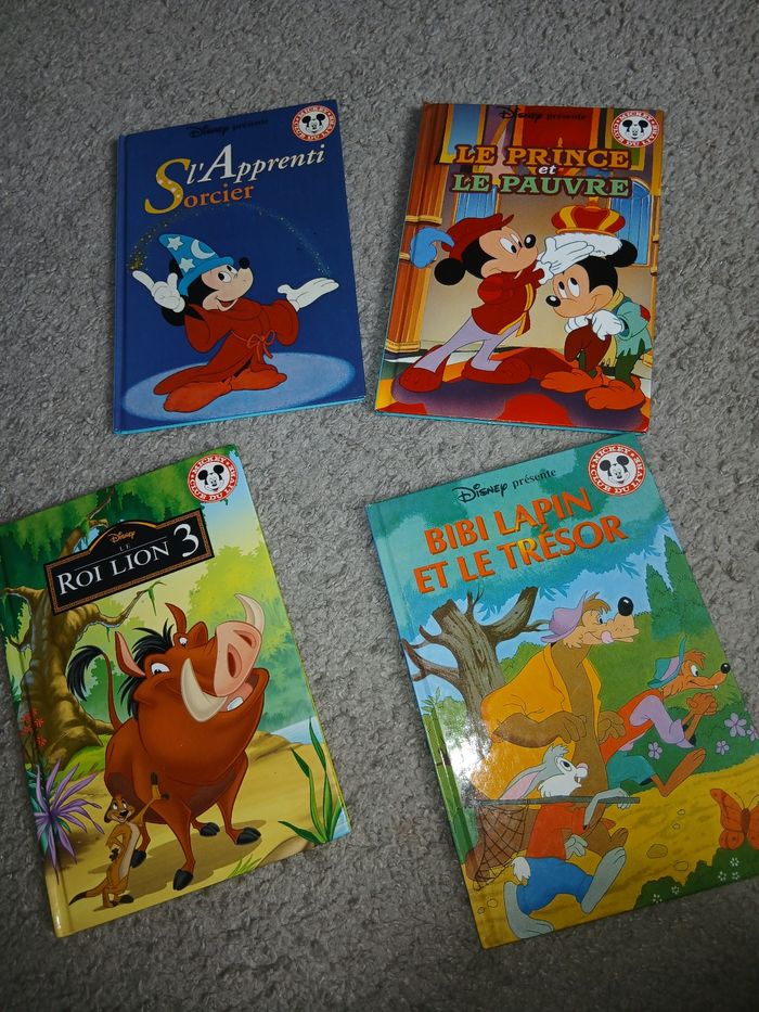Lots livres mickey club