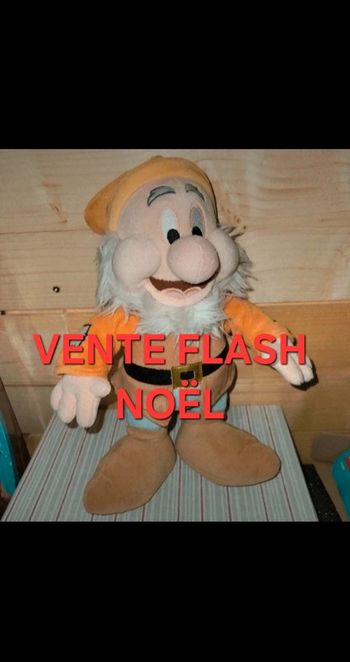 Peluche joyeux disney