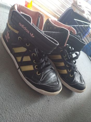 Basket montante adidas