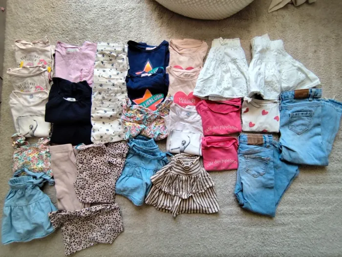 Lot vêtements filles 3/4 ans