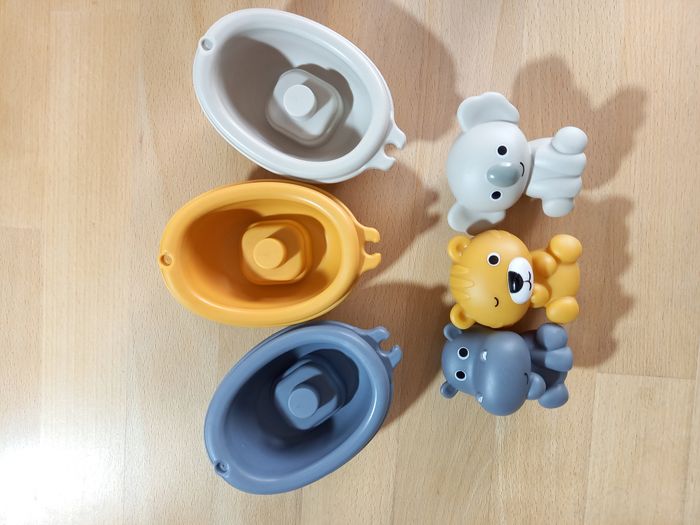 Jouets de bain 🏷 - photo numéro 6