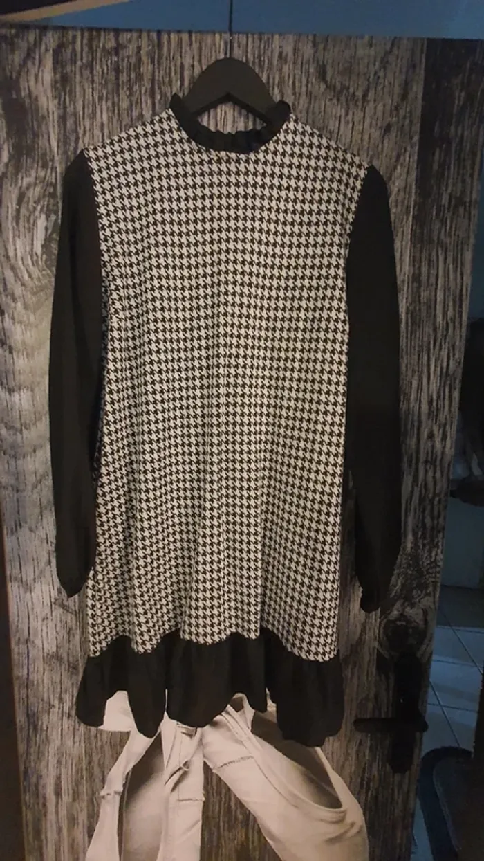 Robe pied de poule - photo numéro 2