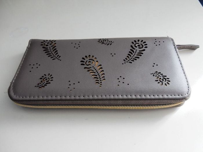 Porte Monnaie/Compagnon Taupe/Doré HELLINE