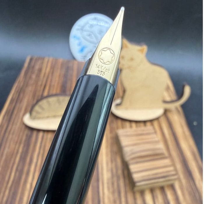 Stylo plume Montblanc Classic 14K plume F noir - photo numéro 5