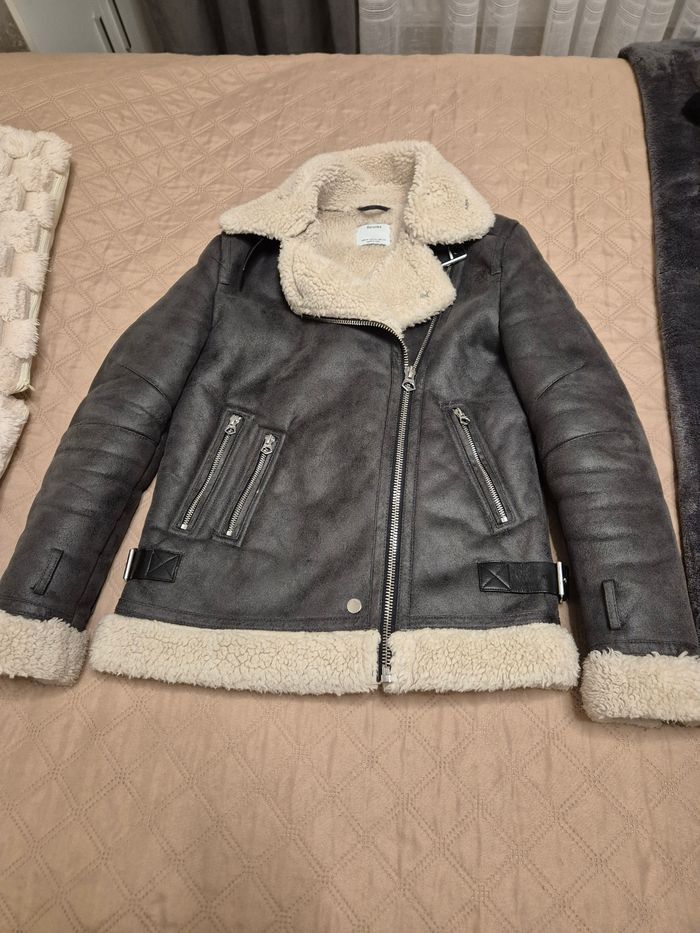 Veste fusses fourrure Bershka - photo numéro 1