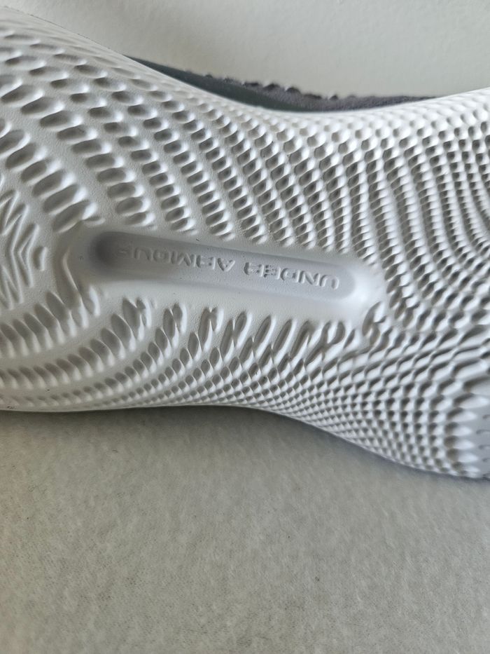 Baskets Pointure 45 under armour - photo numéro 8