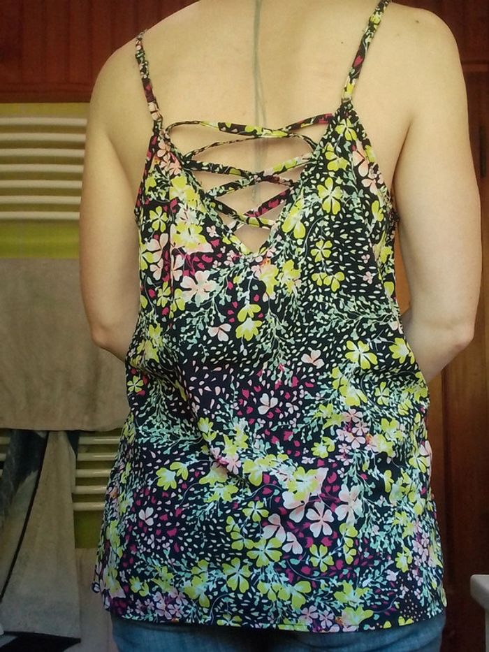 Débardeur à bretelles femme bleu motif fleurs - photo numéro 4