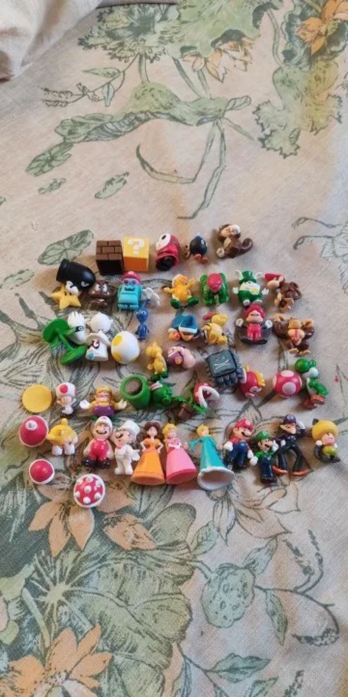 Lot figurine super mario neuf sous blister - photo numéro 2