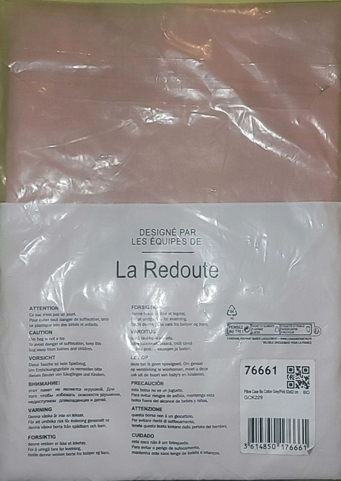 1 taie d'oreiller - photo numéro 2