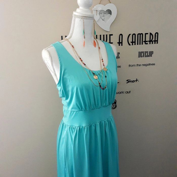 Robe de soirée cérémonie mariage verte émeraude dos dentelle taille S 38/38 - photo numéro 4