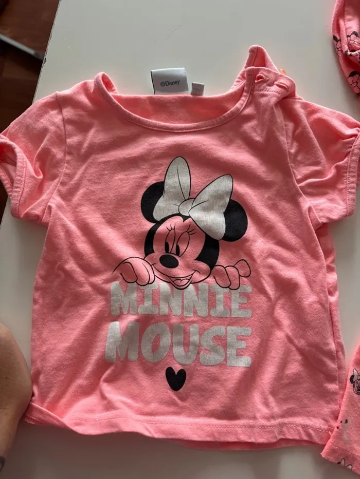 Lot Minnie en 12 mois - photo numéro 4