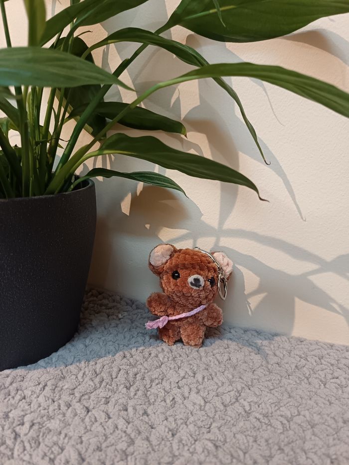 Porte clé - petit ours au crochet - photo numéro 3