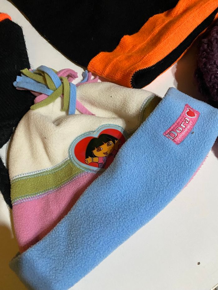 Lot écharpes et bonnets fille - photo numéro 4
