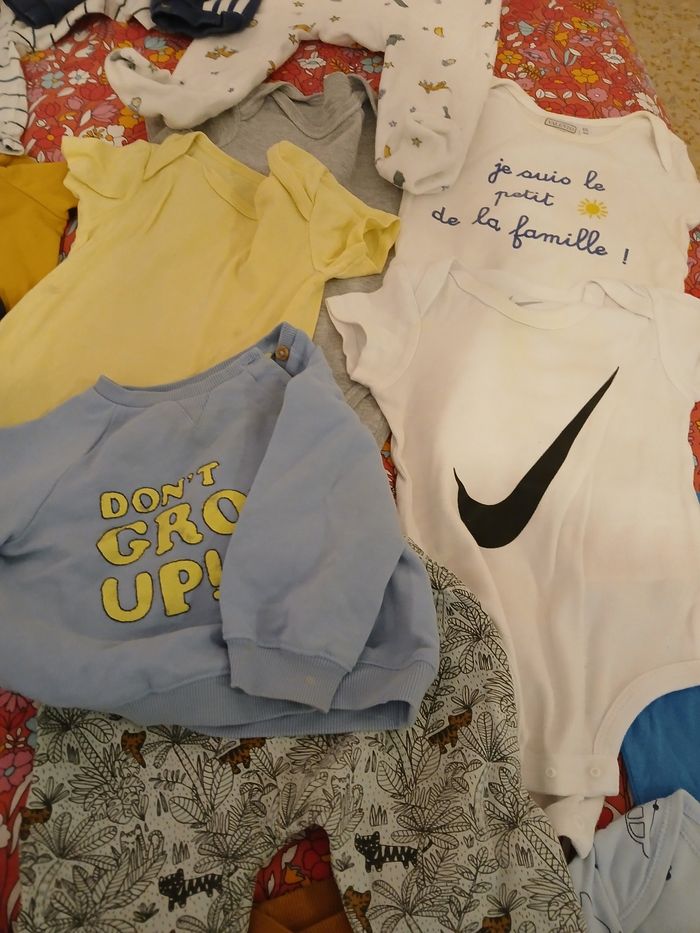 Lots vêtements bébé 6 à 12 mois - photo numéro 12