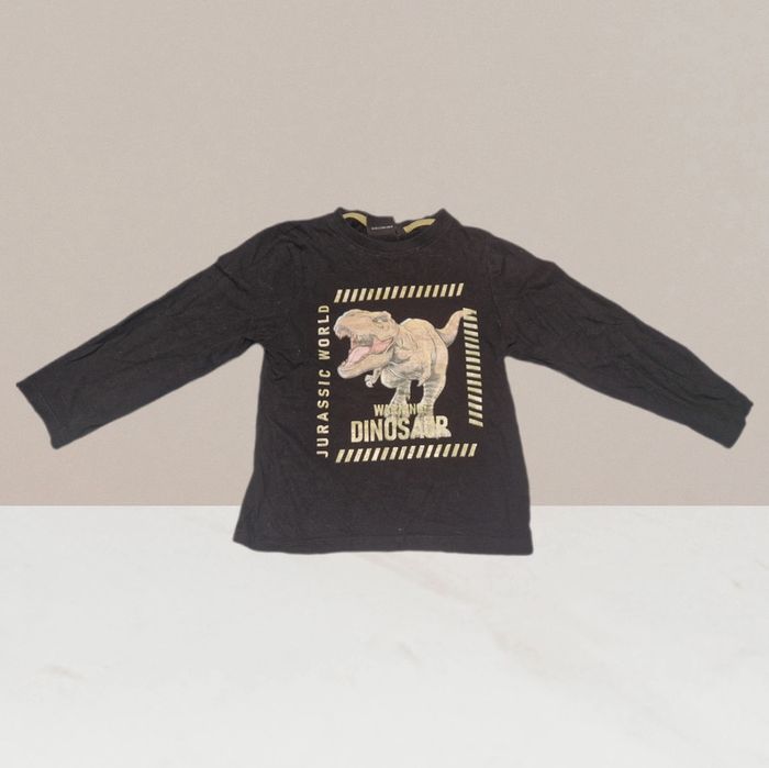 T-shirt à manches longues Jurassik World 8 ans