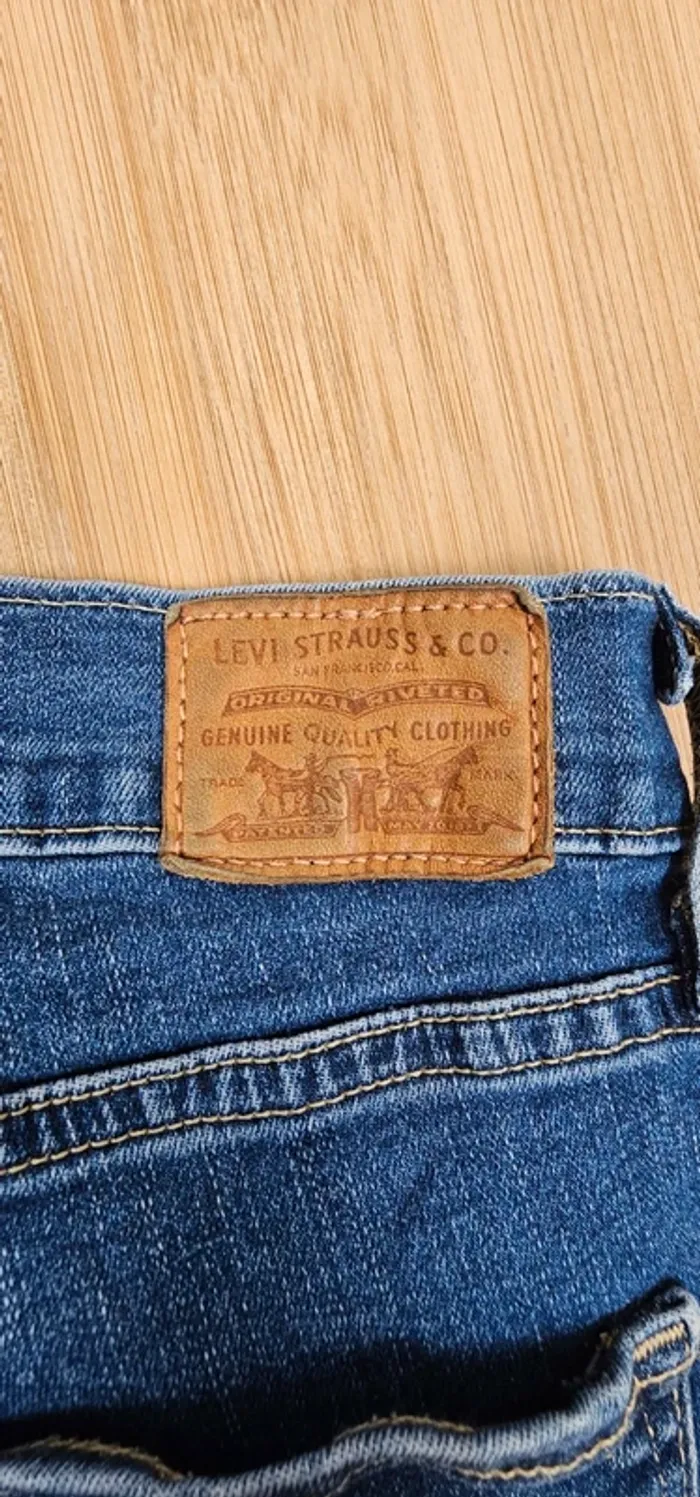 Levi's droit T:38 + 1 patch offerts - photo numéro 5