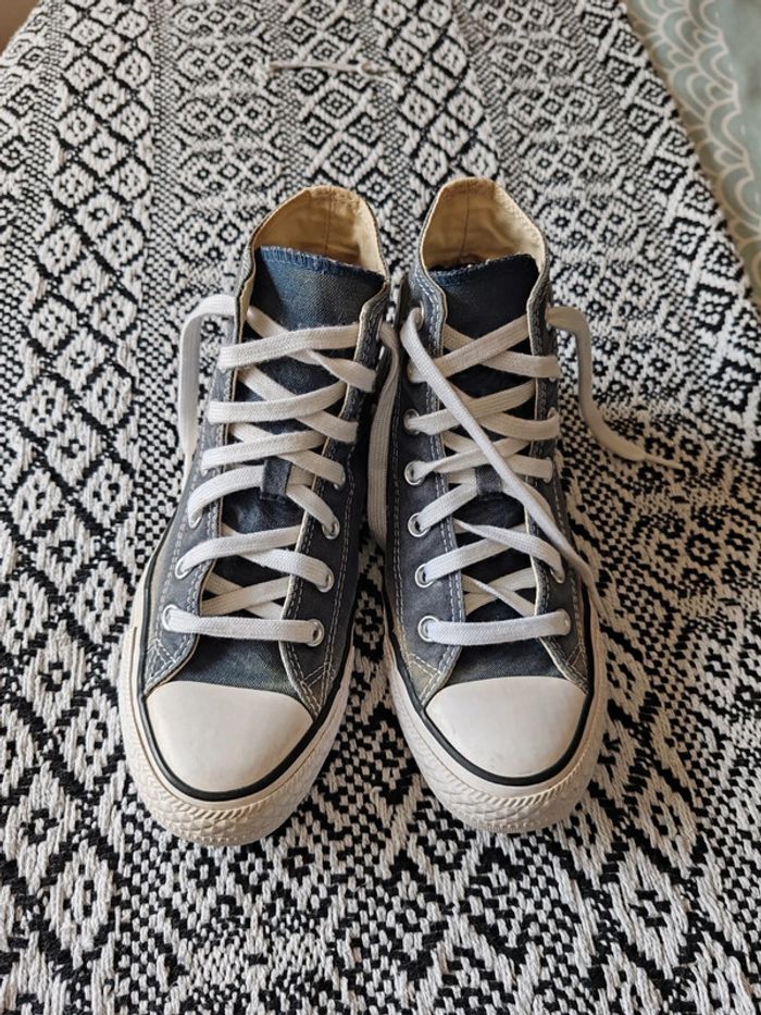 Converse montantes femme bleues peu portées, lavées, lacets neufs 38 - photo numéro 2