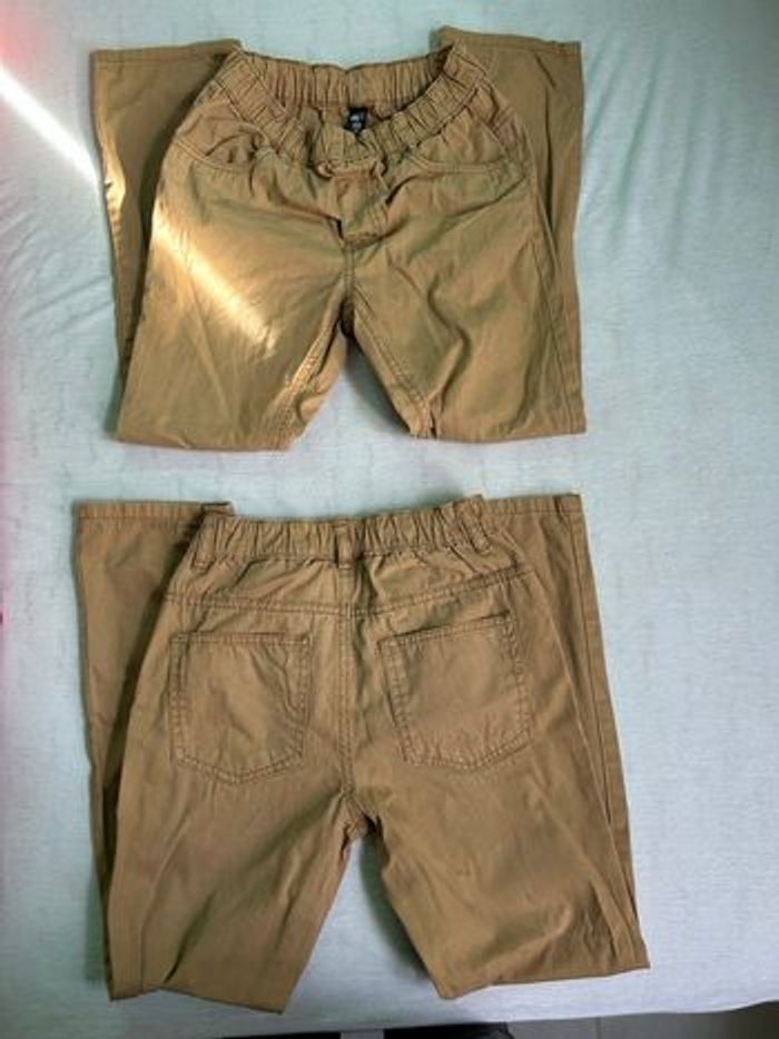 Lot 2 pantalons 10 ans