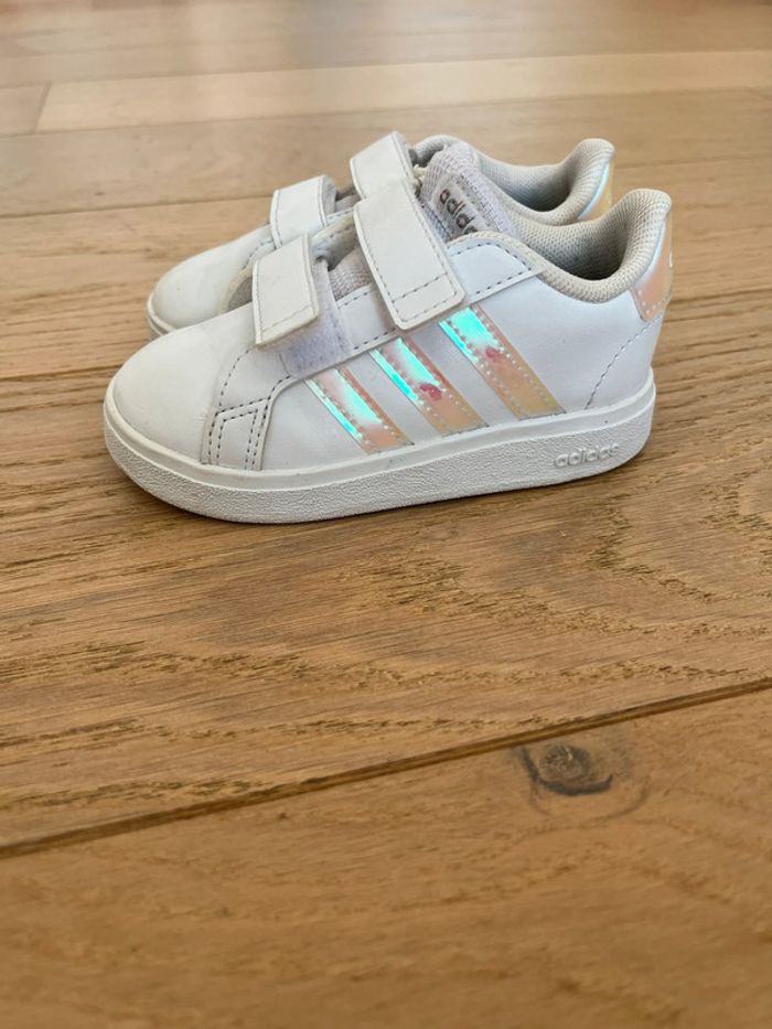 Basket adidas - photo numéro 3