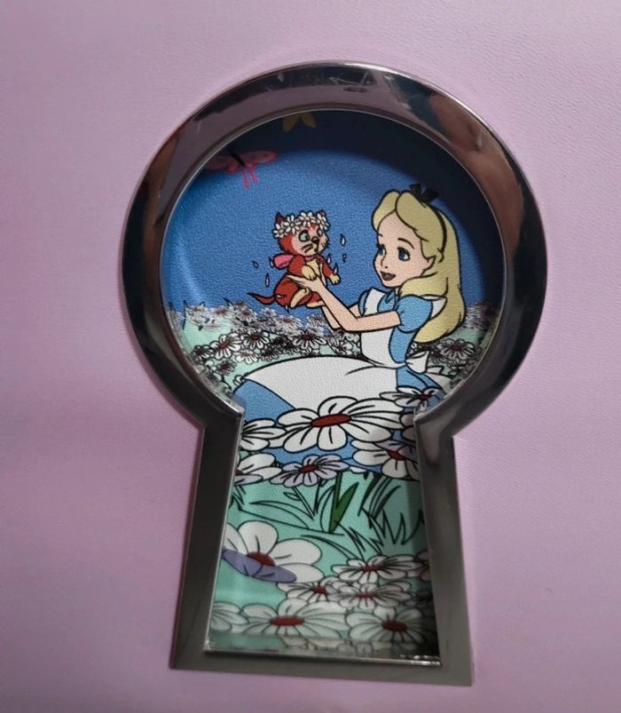 Sac loungefly Alice aux pays des merveilles Disney - photo numéro 2