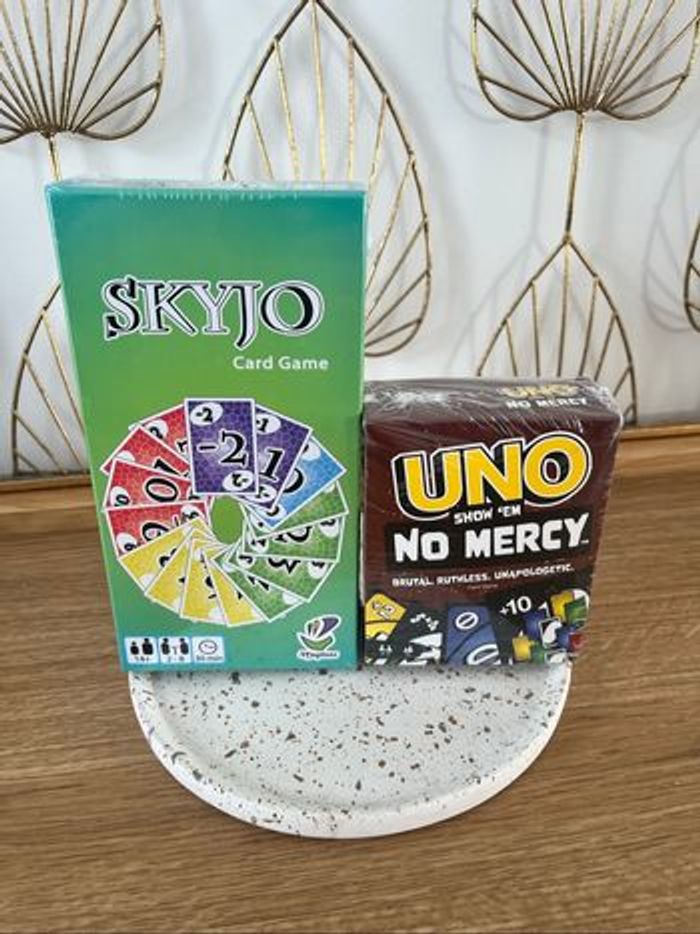 Skyjo et Uno No Mercy neuf