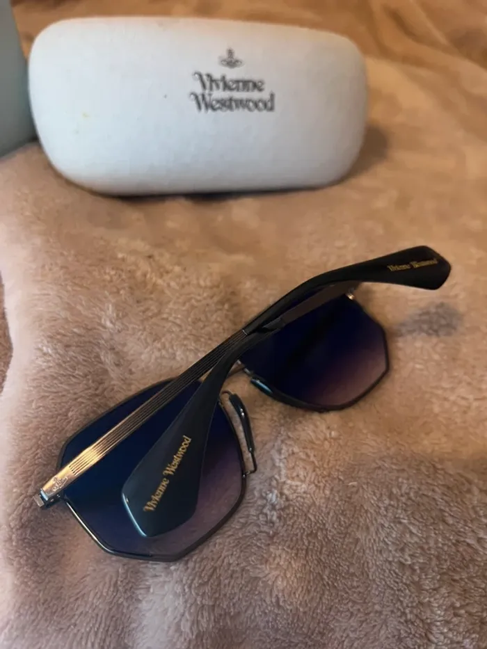 Lunettes Vivienne Westwood - photo numéro 2