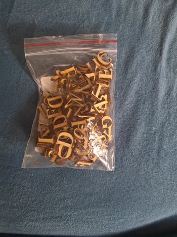 Petite lettre en bois