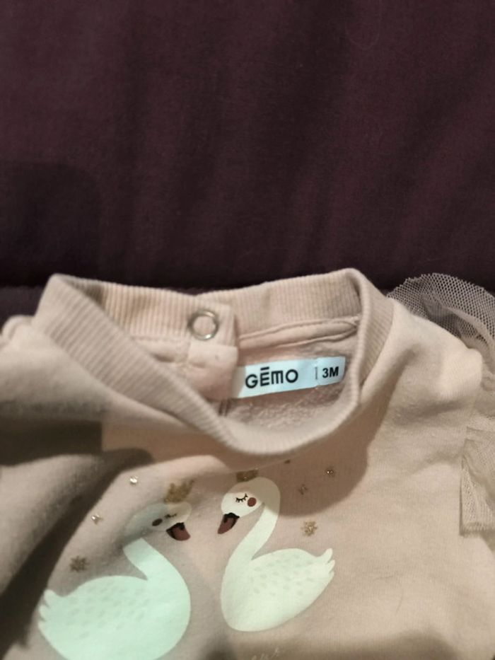 Ensemble jean avec pull façon sweat taille 3 mois - photo numéro 6