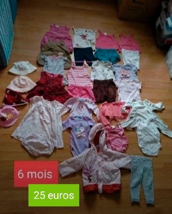 Lot vêtements fille. Taille 6 mois